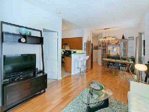 103 - 481 Rosewell Ave, Condo with 2 bedrooms, 2 bathrooms and 1 parking in Toronto ON | Image 5