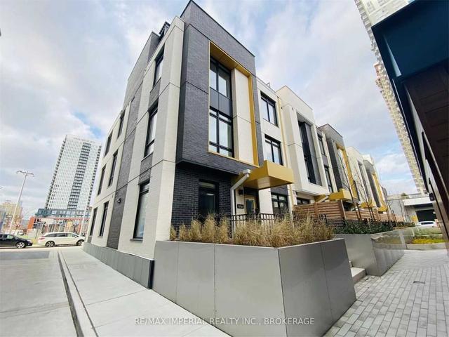 012 - 55 Nicholas Ave, Townhouse with 3 bedrooms, 3 bathrooms and 1 parking in Toronto ON | Image 11