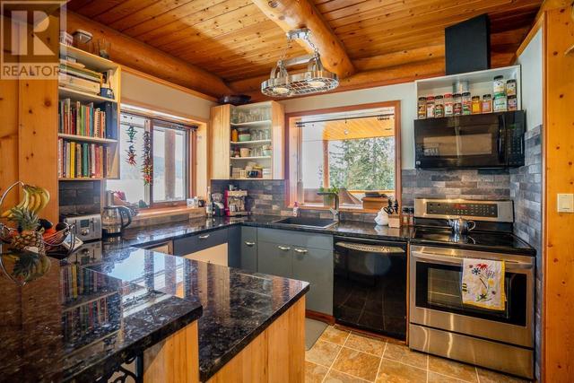 6063 Toomey Road, House detached with 4 bedrooms, 3 bathrooms and null parking in Cariboo L BC | Image 11