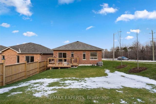 29 Hewson St, House detached with 3 bedrooms, 3 bathrooms and 5 parking in Penetanguishene ON | Image 25