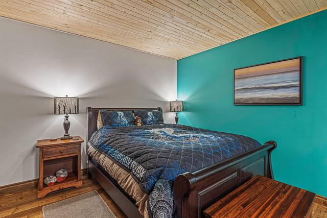 3f - 8 Otter Lane, Condo with 2 bedrooms, 2 bathrooms and 1 parking in Banff AB | Image 20