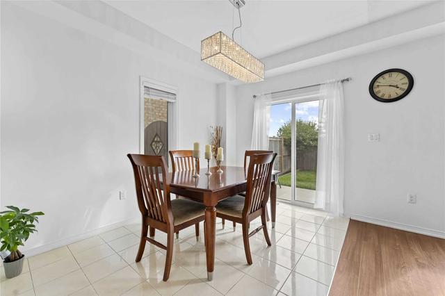 80 Bankfield Cres, House detached with 4 bedrooms, 4 bathrooms and 4 parking in Hamilton ON | Image 2