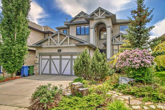 37 Val Gardena View Sw, House detached with 4 bedrooms, 3 bathrooms and 4 parking in Calgary AB | Image 1