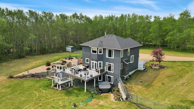 38245 Range Road 282, House detached with 4 bedrooms, 3 bathrooms and 3 parking in Red Deer County AB | Image 39