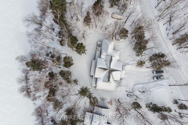 430 E Fox Lake Rd, House detached with 1 bedrooms, 3 bathrooms and 6 parking in Huntsville ON | Image 29