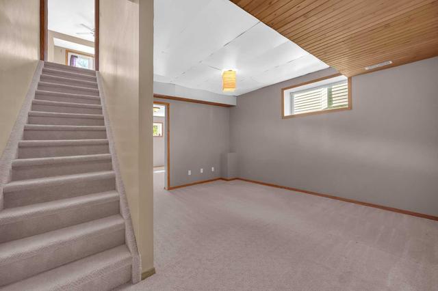 9982 Hidden Valley Drive Nw, House detached with 4 bedrooms, 2 bathrooms and 5 parking in Calgary AB | Image 22