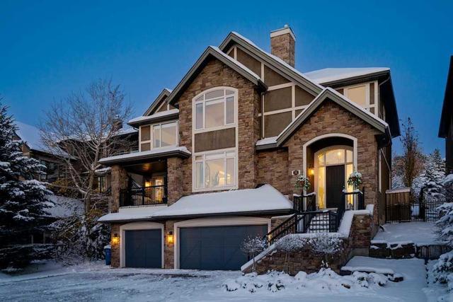 52 Spring Willow Terrace Sw, House detached with 4 bedrooms, 3 bathrooms and 3 parking in Calgary AB | Image 2