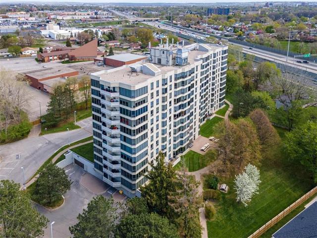 609 - 81 Scott Street, Condo with 2 bedrooms, 1 bathrooms and null parking in St. Catharines ON | Image 1