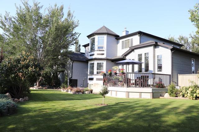 106 Sierravista Court, House detached with 5 bedrooms, 3 bathrooms and 3 parking in Lethbridge County AB | Image 2