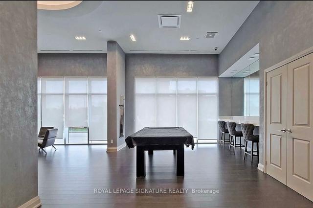 205 - 30 Meadowglen Pl, Condo with 1 bedrooms, 1 bathrooms and 0 parking in Toronto ON | Image 6