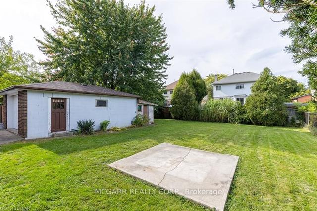 296 Pelham Rd, House detached with 3 bedrooms, 2 bathrooms and 7.5 parking in St. Catharines ON | Image 19
