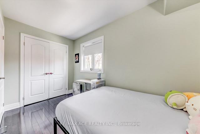 22 Coventry St, House attached with 3 bedrooms, 3 bathrooms and 1 parking in Toronto ON | Image 10