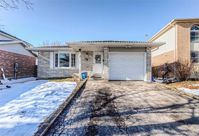 38 Sandalwood Dr, House detached with 3 bedrooms, 2 bathrooms and 3 parking in Cambridge ON | Image 1