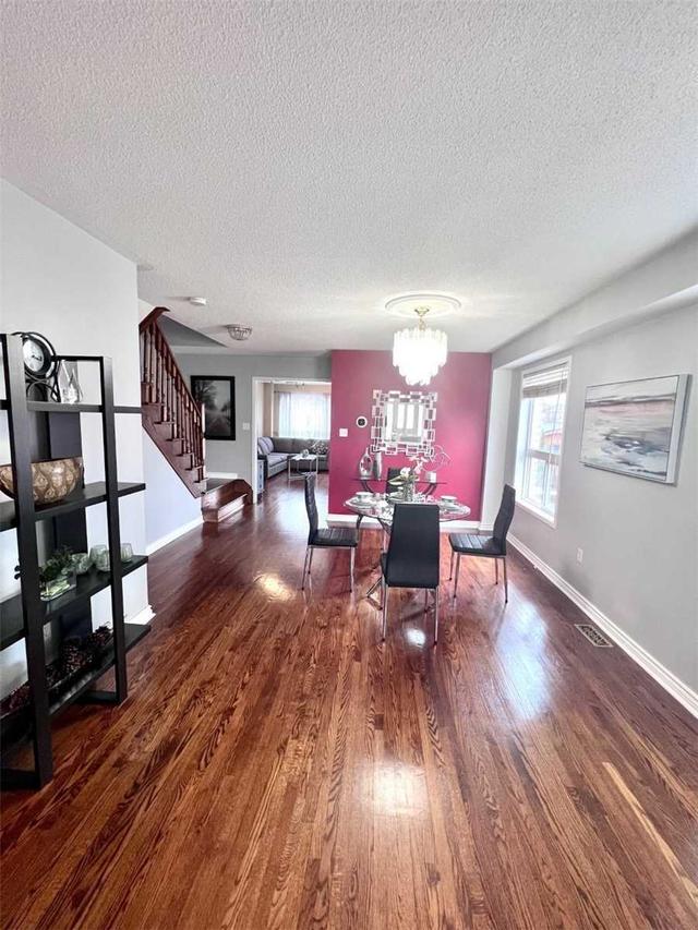 3866 Foxborough Tr, House semidetached with 3 bedrooms, 3 bathrooms and 2 parking in Mississauga ON | Image 7