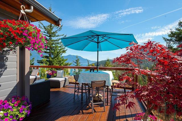 2016 Mount Artaban Road, House detached with 2 bedrooms, 2 bathrooms and null parking in Sunshine Coast F BC | Image 19