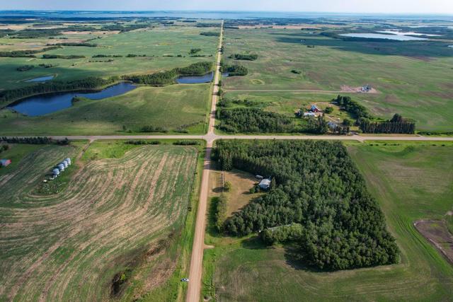 42006 Range Road 210, House detached with 3 bedrooms, 1 bathrooms and null parking in Camrose County AB | Image 3