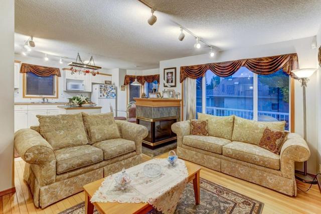 48 Scimitar Circle Nw, House detached with 3 bedrooms, 3 bathrooms and 4 parking in Calgary AB | Image 7