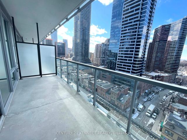 1211 - 3 Gloucester St, Condo with 1 bedrooms, 1 bathrooms and 0 parking in Toronto ON | Image 4