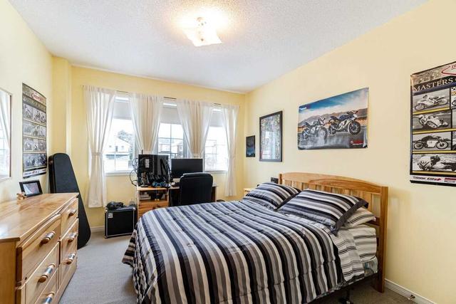 29 Andona Cres, House detached with 3 bedrooms, 3 bathrooms and 5 parking in Toronto ON | Image 19