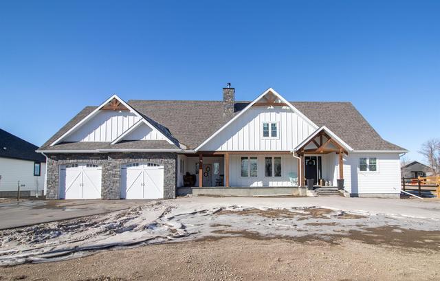 506 3 Street, House detached with 6 bedrooms, 3 bathrooms and 6 parking in Lethbridge County AB | Image 50