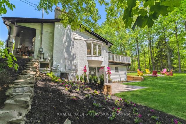 2340 Britannia Rd, House detached with 3 bedrooms, 3 bathrooms and 12 parking in Burlington ON | Image 17