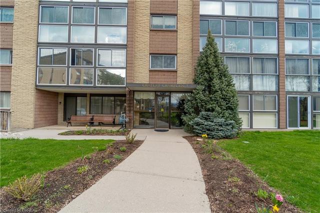 103 - 400 Champlain Boulevard, House attached with 2 bedrooms, 1 bathrooms and 1 parking in Cambridge ON | Image 1