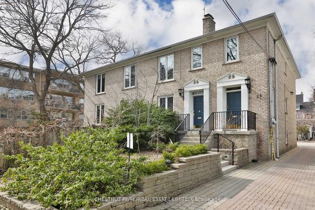1 - 28 Rachael St, Townhouse with 3 bedrooms, 4 bathrooms and 2 parking in Toronto ON | Image 1