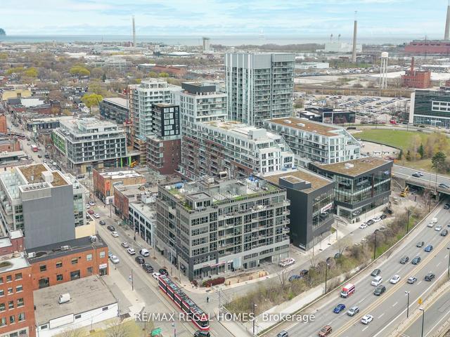 305 - 45 Baseball Pl, Condo with 3 bedrooms, 2 bathrooms and 1 parking in Toronto ON | Image 9