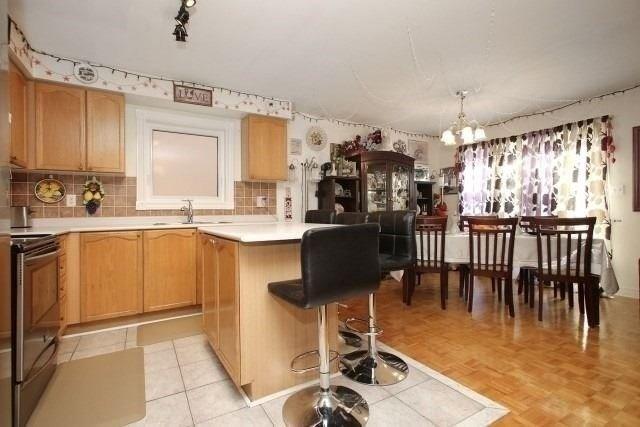 161 Wright Ave, House detached with 3 bedrooms, 4 bathrooms and 3 parking in Toronto ON | Image 5