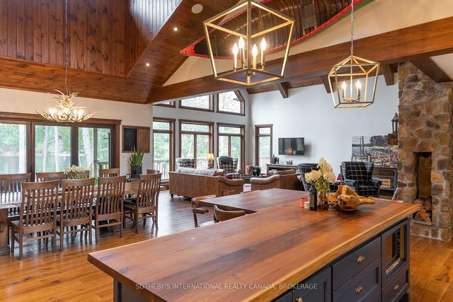 1004 Ransbury Rd, House detached with 4 bedrooms, 3 bathrooms and 6 parking in Muskoka Lakes ON | Image 6