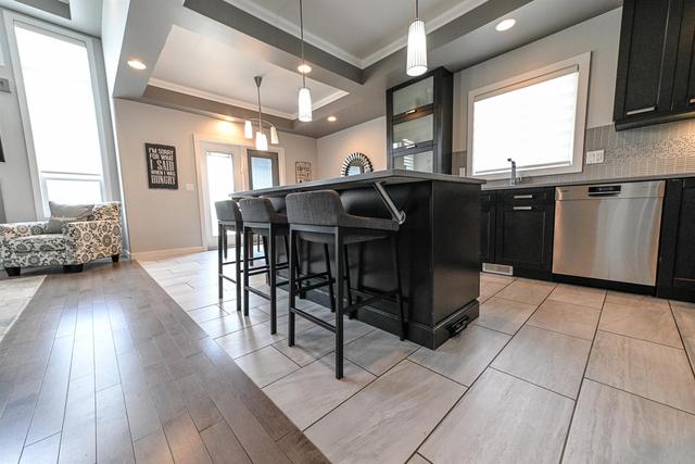 11322 Cypress Way, House detached with 4 bedrooms, 3 bathrooms and 4 parking in Grande Prairie AB | Image 10