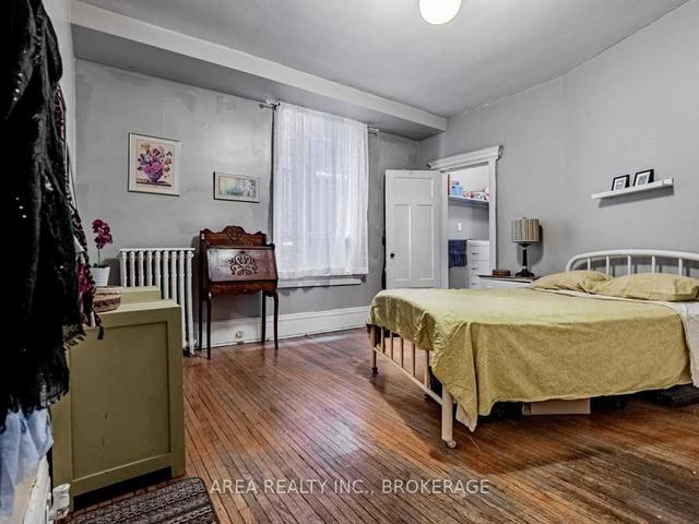530 Euclid Ave, House semidetached with 4 bedrooms, 4 bathrooms and 2 parking in Toronto ON | Image 2
