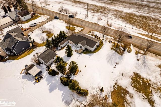 146 11 Concession Road E, House detached with 4 bedrooms, 1 bathrooms and null parking in Tiny ON | Image 16