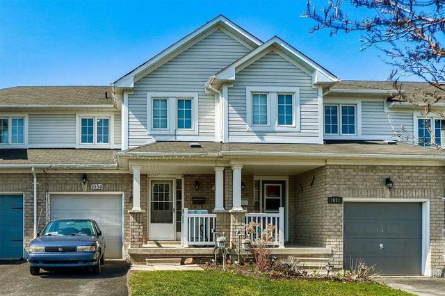 1034 Southport Dr, House attached with 3 bedrooms, 3 bathrooms and 3 parking in Oshawa ON | Image 1