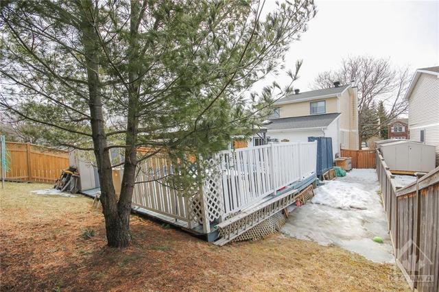 6733 Tooney Drive, House detached with 3 bedrooms, 3 bathrooms and 5 parking in Ottawa ON | Image 29