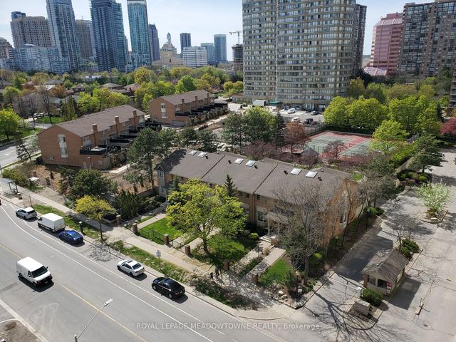 910 - 36 Elm Dr W, Condo with 2 bedrooms, 2 bathrooms and 2 parking in Mississauga ON | Image 16
