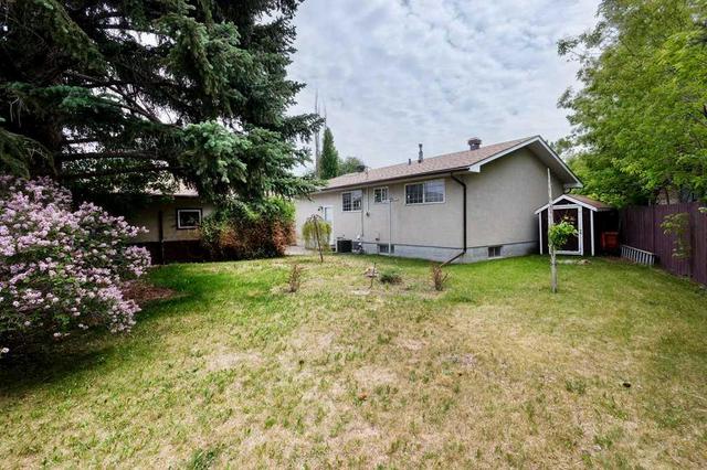 220 Travis Place Ne, House detached with 3 bedrooms, 1 bathrooms and 2 parking in Calgary AB | Image 26