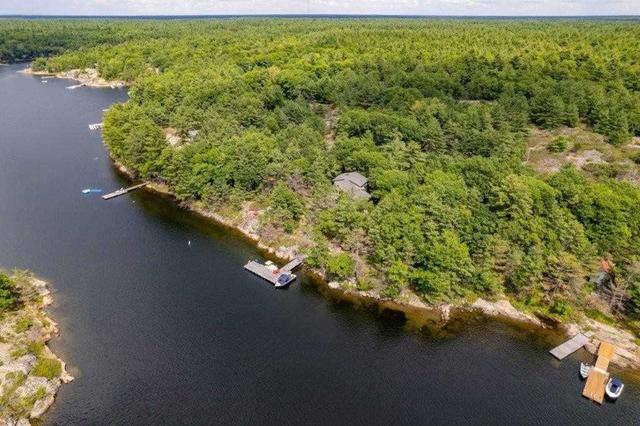 17470 Georgian Bay Shore, House detached with 2 bedrooms, 2 bathrooms and 0 parking in Georgian Bay ON | Image 21