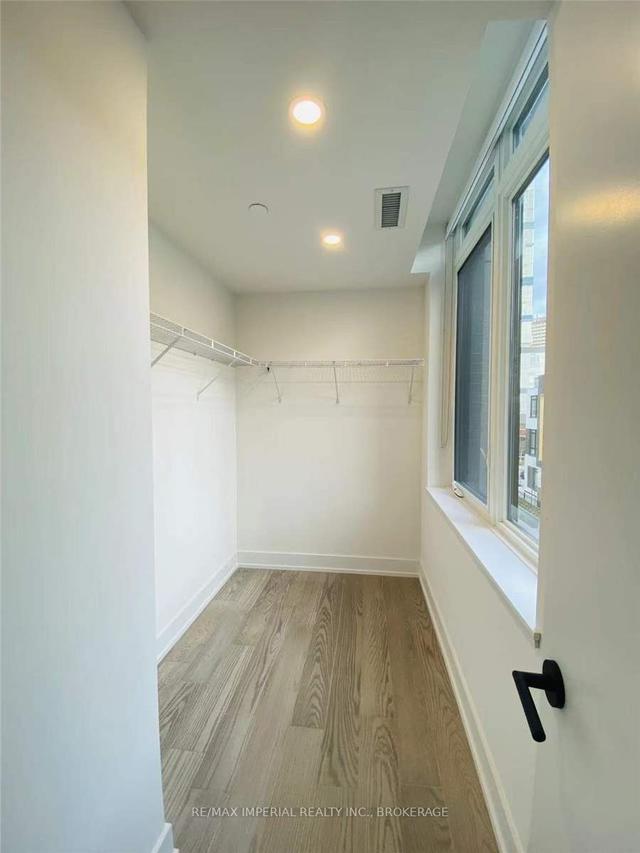 012 - 55 Nicholas Ave, Townhouse with 3 bedrooms, 3 bathrooms and 1 parking in Toronto ON | Image 4