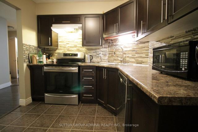 610 - 41 Markbrook Lane, Condo with 2 bedrooms, 2 bathrooms and 1 parking in Toronto ON | Image 2