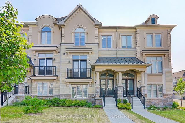 83 Grand Trunk Ave, House attached with 4 bedrooms, 4 bathrooms and 4 parking in Vaughan ON | Image 4