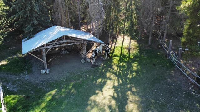 44 Hollingsworth Road, House detached with 2 bedrooms, 1 bathrooms and 4 parking in North Okanagan E BC | Image 16