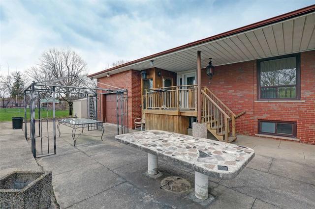 42 Joyce Pkwy, House detached with 3 bedrooms, 2 bathrooms and 6 parking in Toronto ON | Image 17