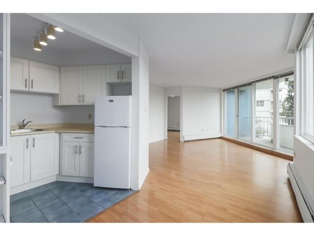 602 - 4691 W 10th Avenue, Condo with 1 bedrooms, 1 bathrooms and 1 parking in Vancouver BC | Image 2