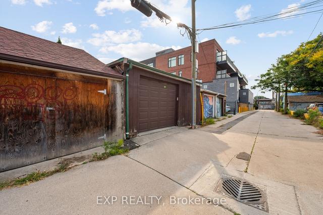 30 Dewhurst Blvd, House semidetached with 3 bedrooms, 2 bathrooms and 1 parking in Toronto ON | Image 30