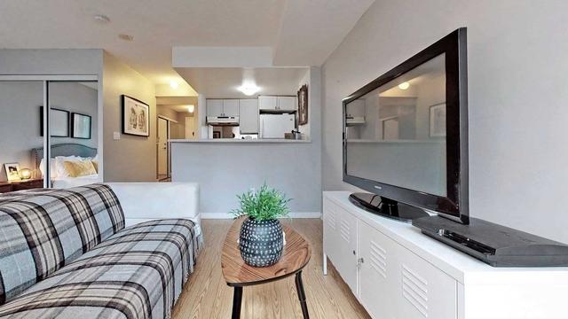 436 - 109 Front St E, Condo with 0 bedrooms, 1 bathrooms and 0 parking in Toronto ON | Image 9