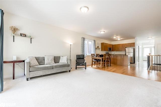 163 Bishop Drive Drive, House detached with 3 bedrooms, 3 bathrooms and 3 parking in Barrie ON | Image 7