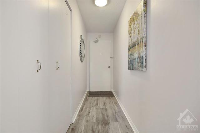 1706 - 158 Mcarthur Avenue, Condo with 1 bedrooms, 1 bathrooms and 1 parking in Ottawa ON | Image 8