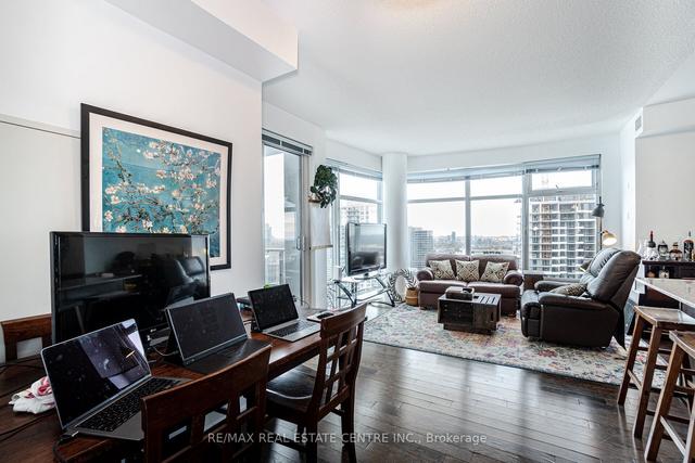 3711 - 2191 Yonge St, Condo with 2 bedrooms, 3 bathrooms and 1 parking in Toronto ON | Image 26
