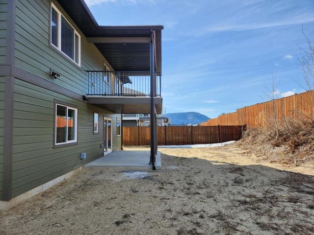 4200 16th Avenue, House detached with 5 bedrooms, 3 bathrooms and null parking in Castlegar BC | Image 25